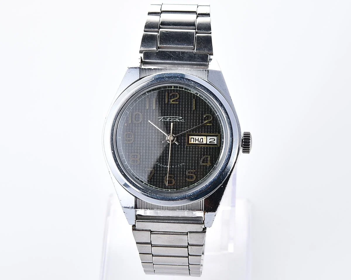 Raketa vintage mechanical wrist watch with double calendar