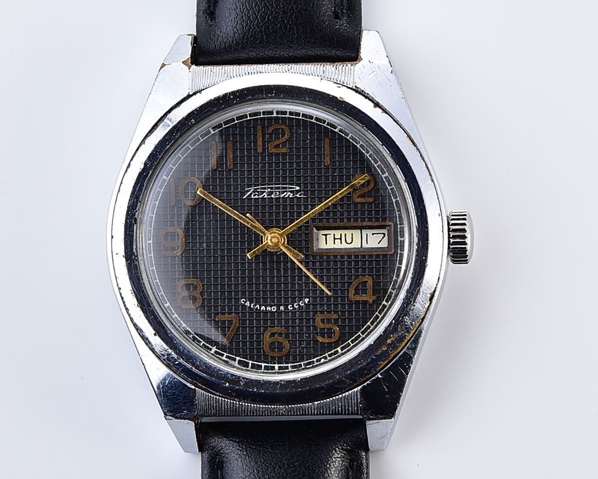 RAKETA vintage mechanical wrist watch with double calendar