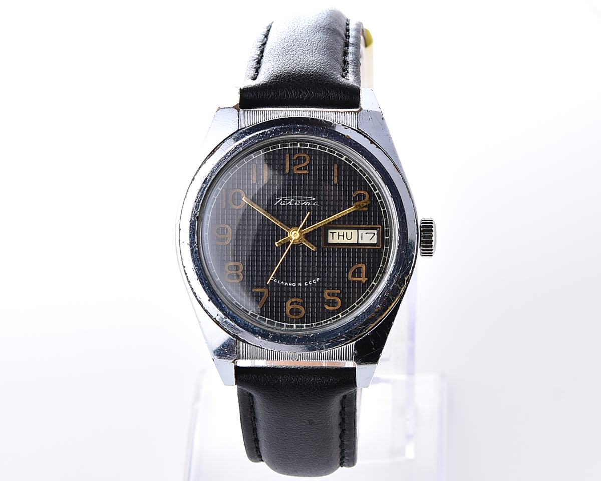 RAKETA vintage mechanical wrist watch with double calendar