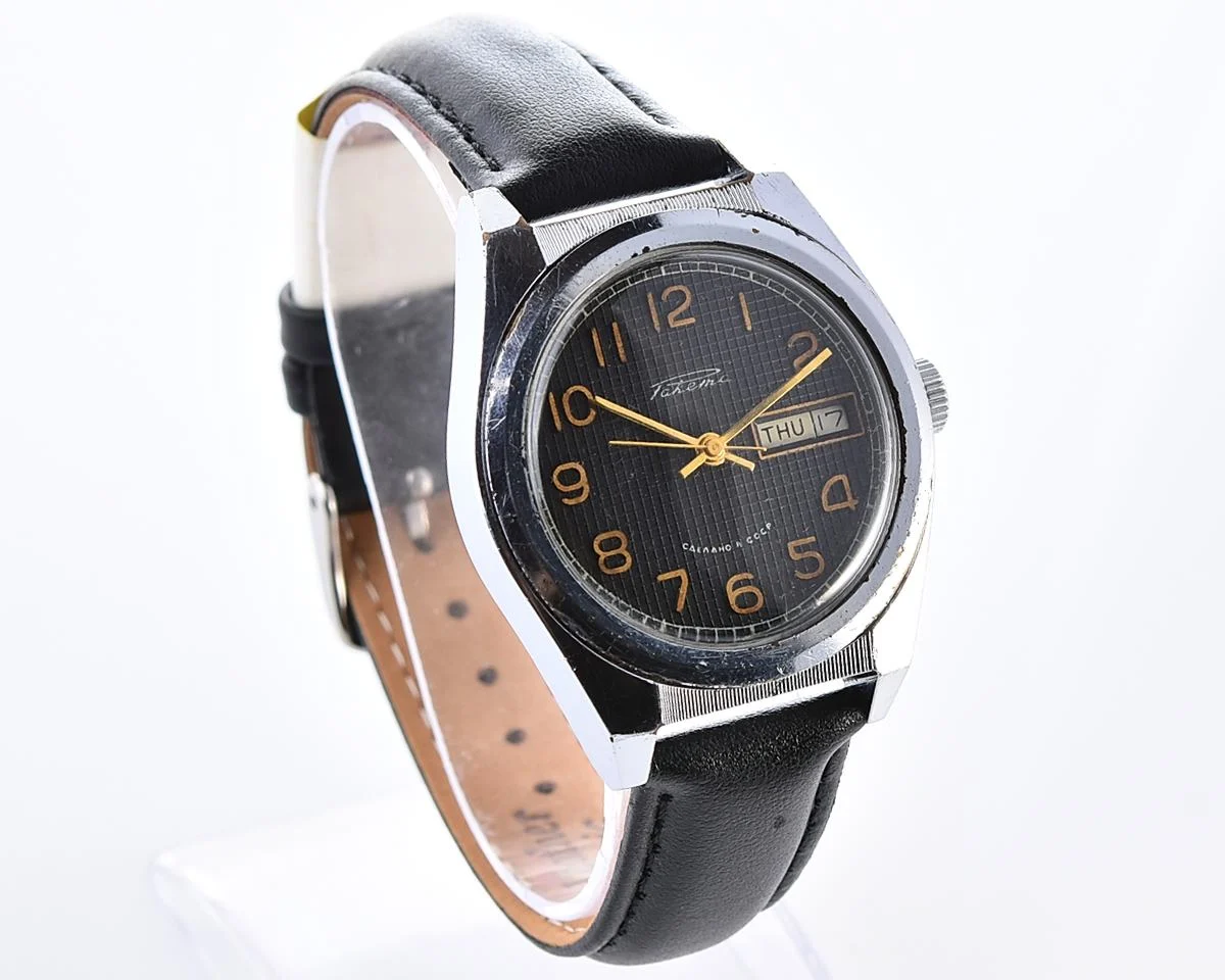 Raketa vintage mechanical wrist watch with double calendar