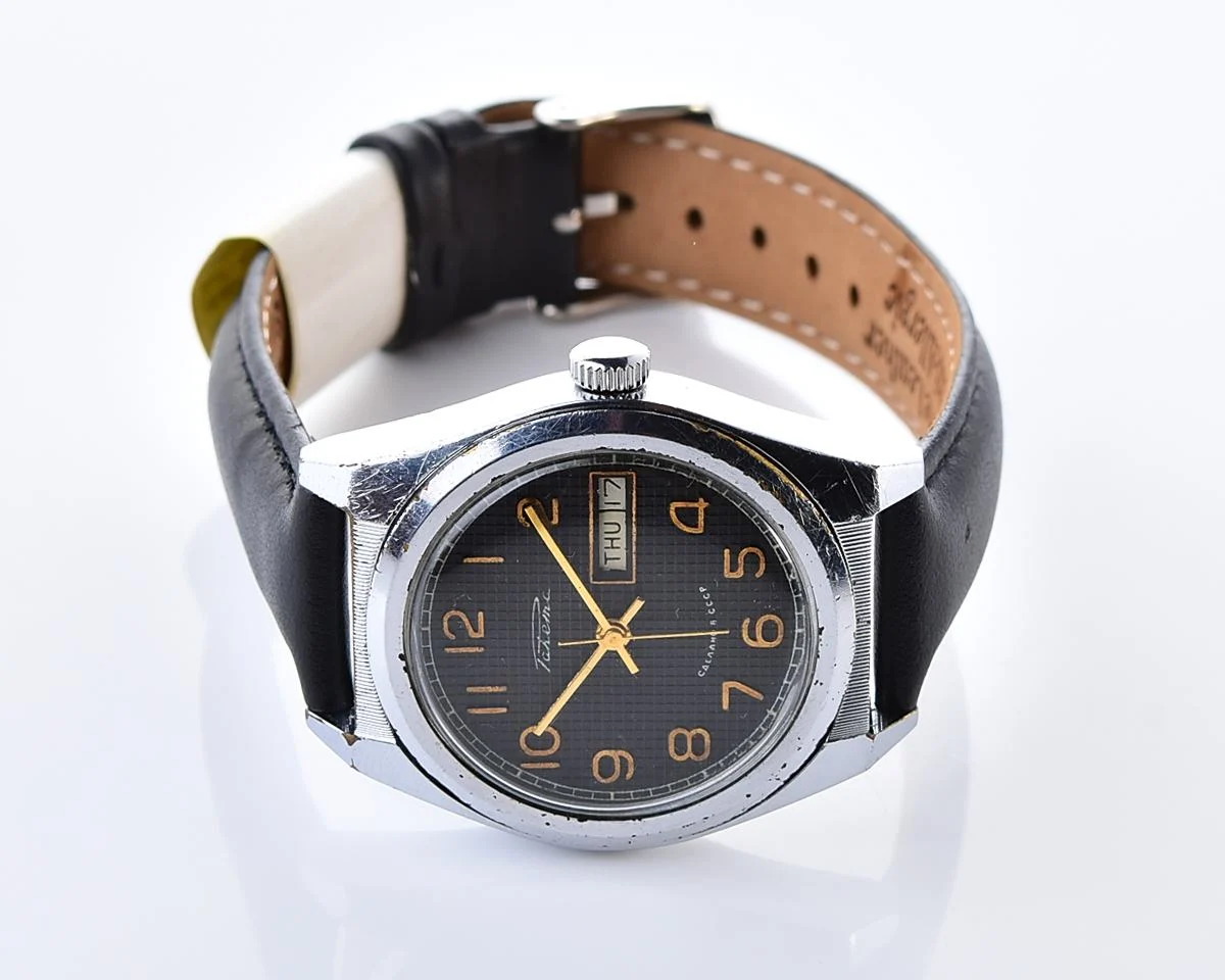 Raketa vintage mechanical wrist watch with double calendar