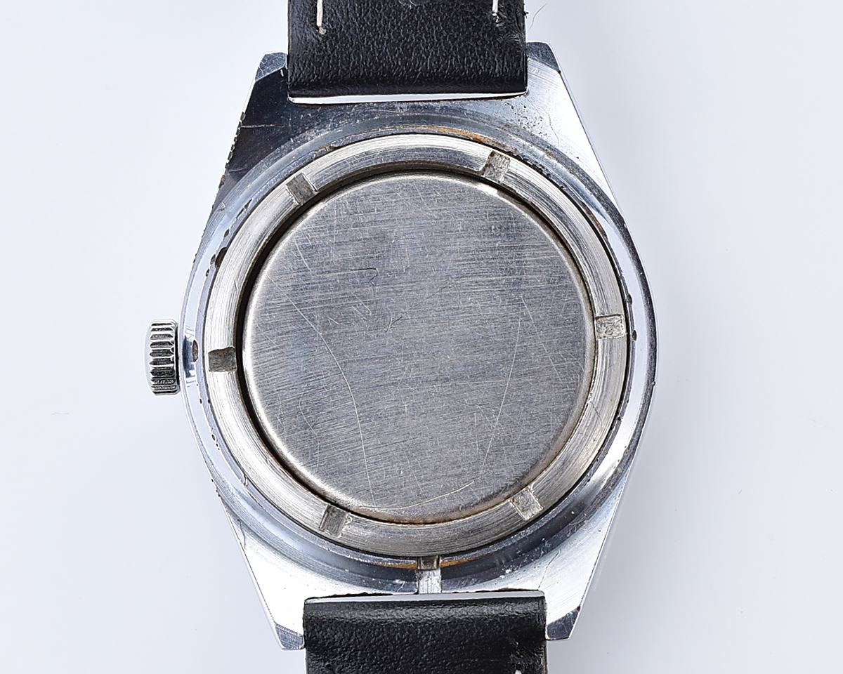 RAKETA vintage mechanical wrist watch with double calendar