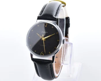 Vintage Soviet Raketa Baltica mechanical watch
