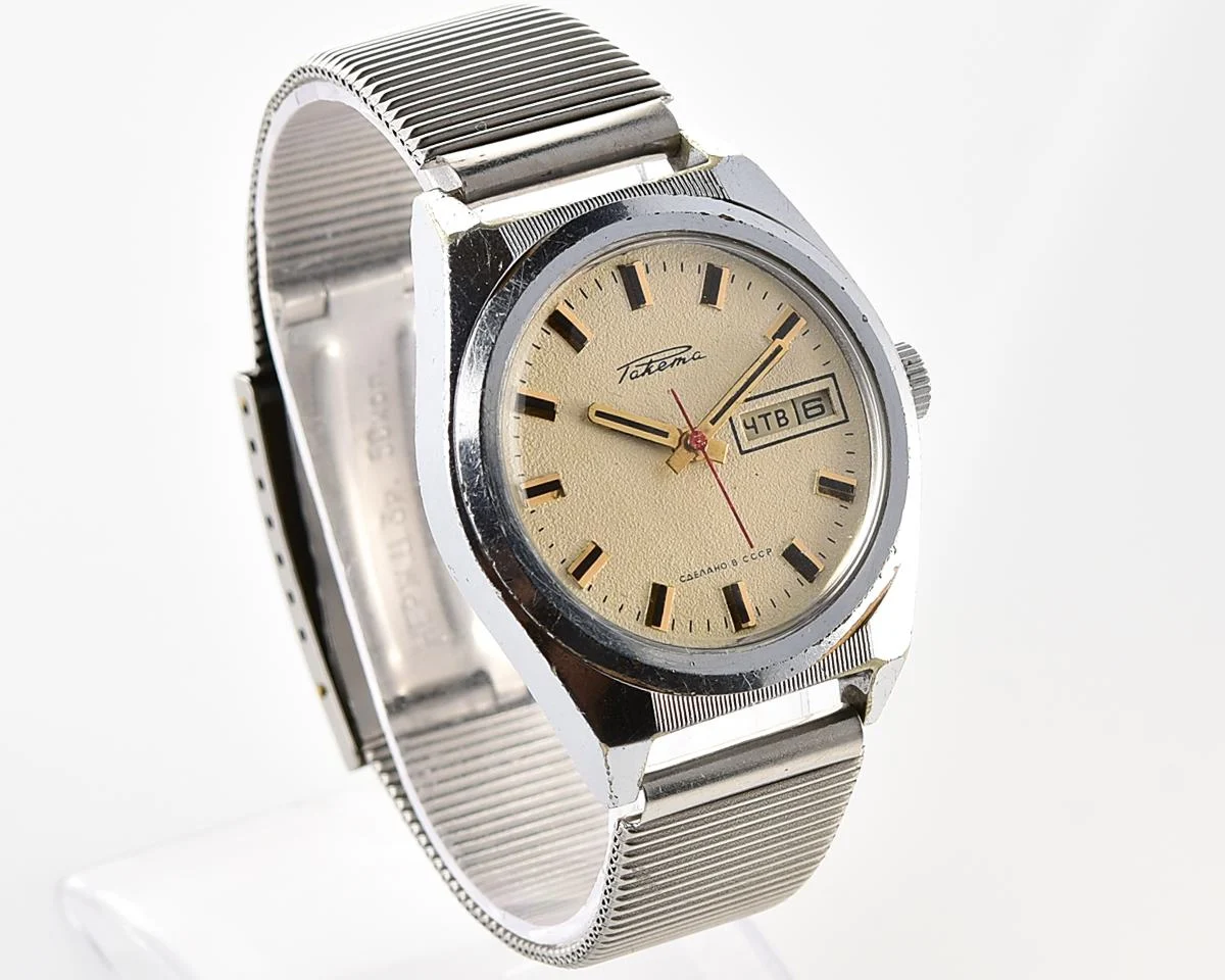 Raketa vintage mechanical wrist watch with double calendar