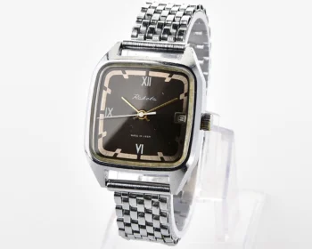 Vintage Soviet Raketa mechanical wristwatch