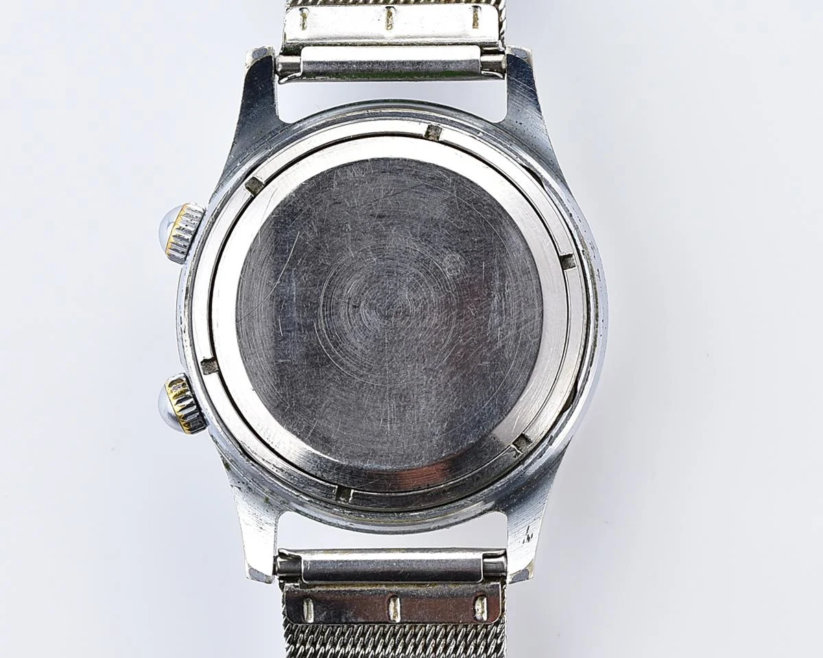 Signal vintage mechanical watch with alarm function