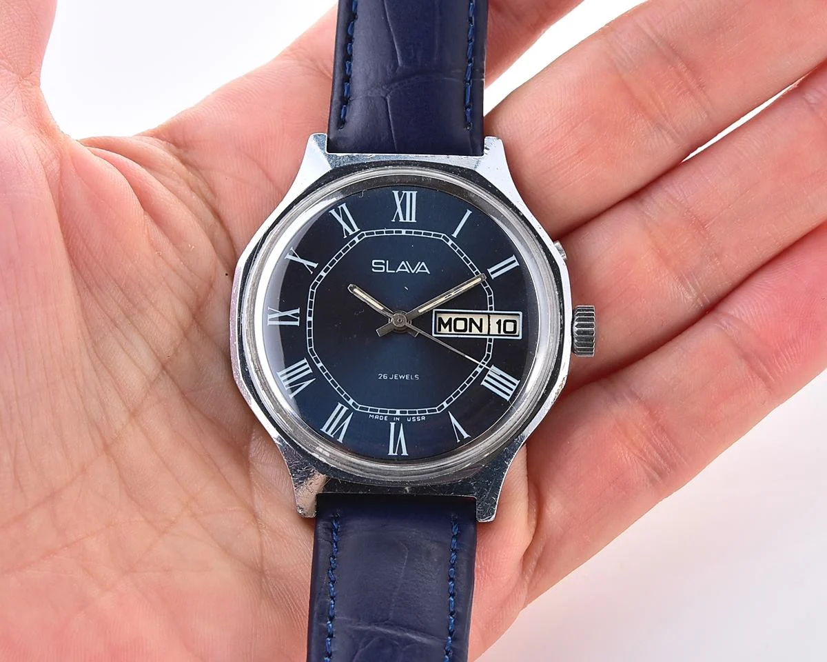 Large vintage Slava Soviet mechanical watch