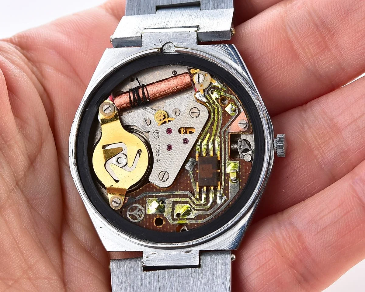 Soviet quartz Slava wristwatch with beautiful textured dial