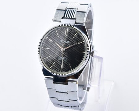 Automatic soviet quartz SLAVA wristwatch with beautiful textured dial