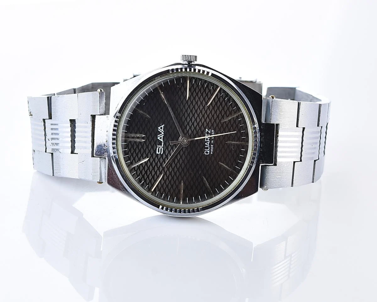 Soviet quartz Slava wristwatch with beautiful textured dial