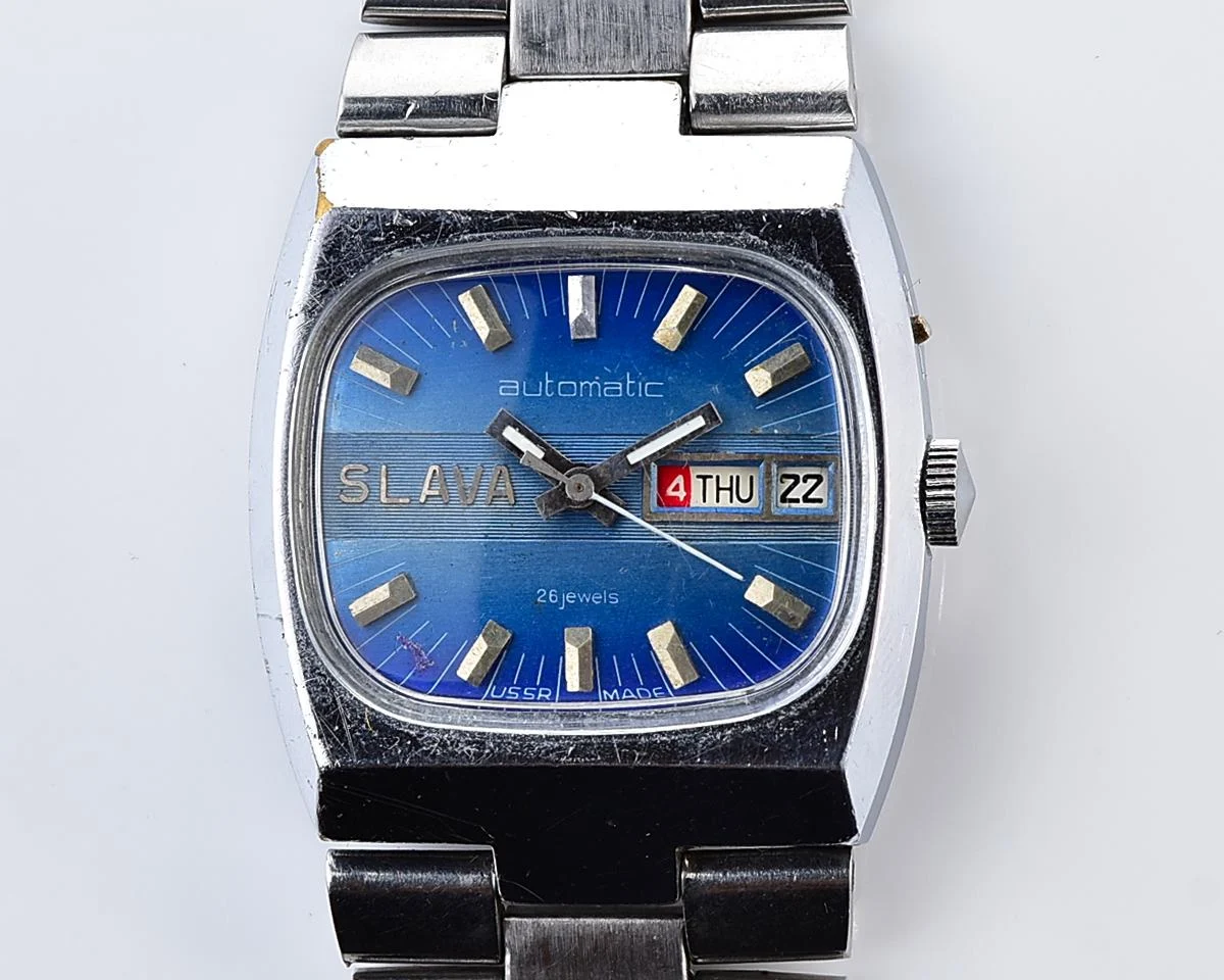 Slava-tank Soviet mechanical vintage watch – automatic self winding movement