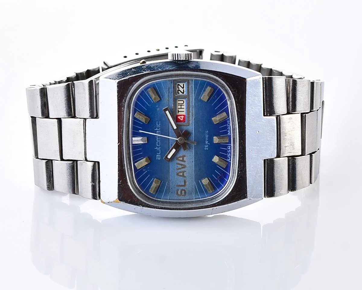Slava-tank Soviet mechanical vintage watch – automatic self winding movement