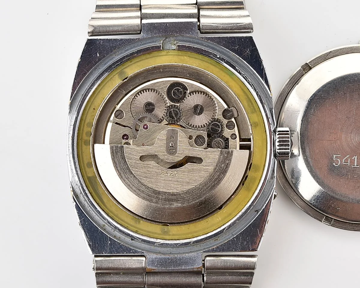 Slava-tank Soviet mechanical vintage watch – automatic self winding movement