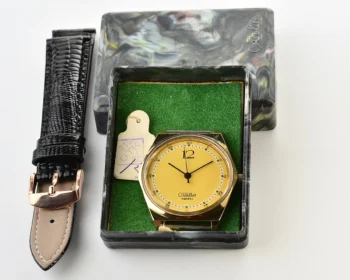 Soviet Slava with quartz movement – New Old Stock (NOS)!