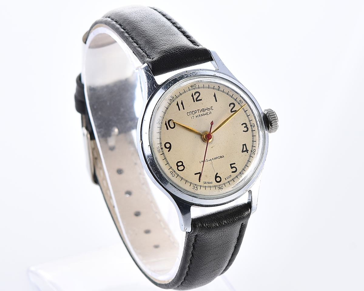 Excellent vintage soviet SPORTIVNIE mechanical watch from the 1950s