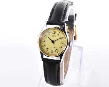 Vintage mechanical Zaria Soviet watch for ladies