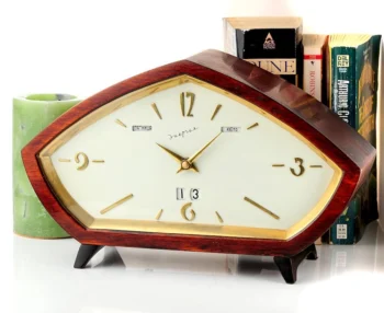 Soviet Energiya vintage mechanical clock with electrical self-winding mechanism, EChL factory, 1960s