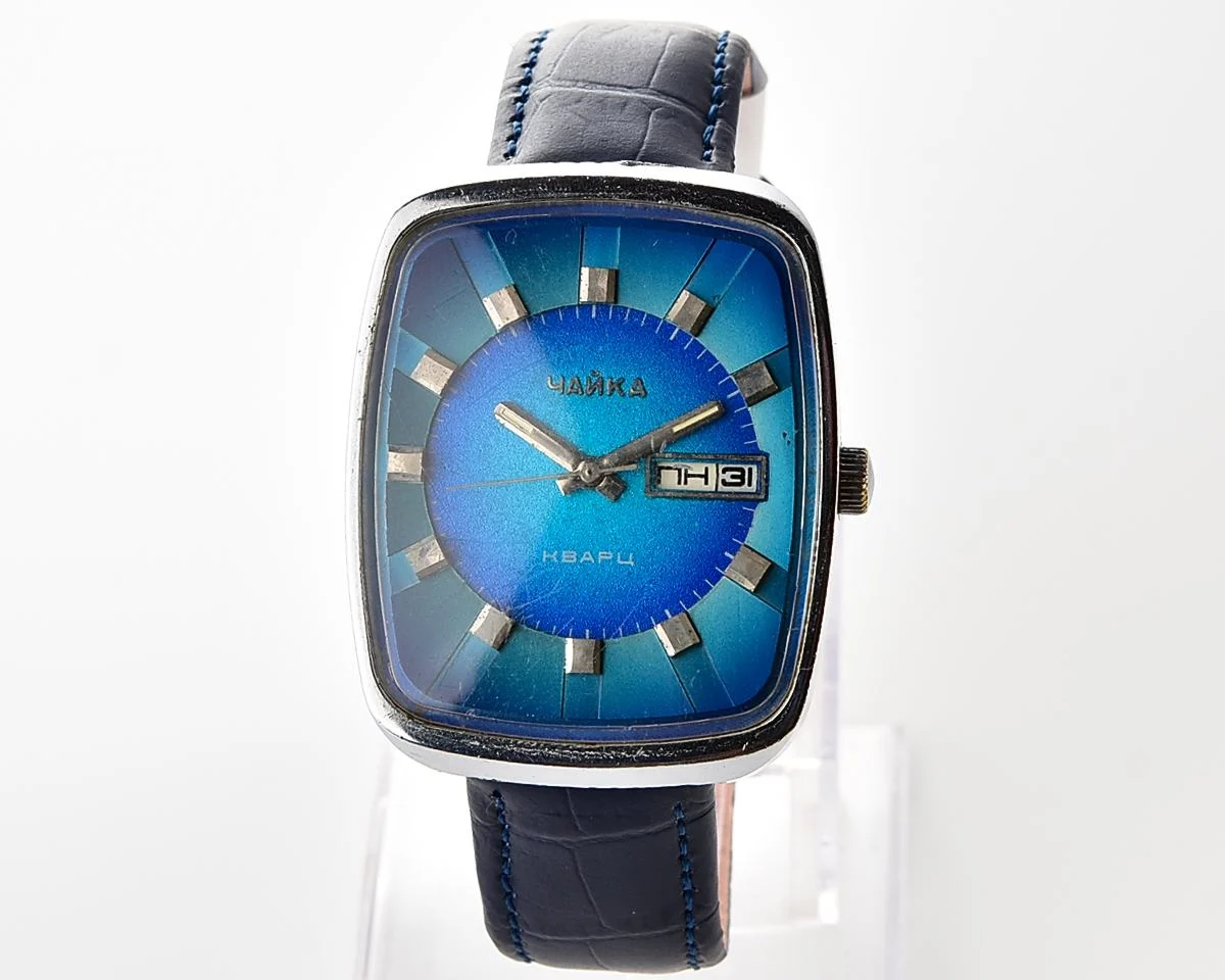 Soviet Chaika "Resonator" - large impressive vintage quartz watch