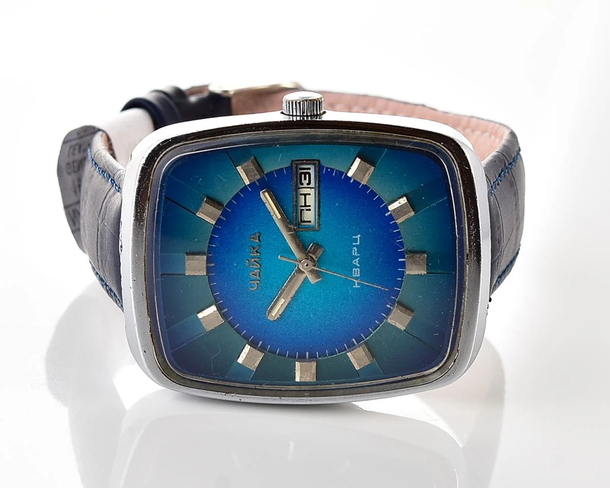 Soviet Chaika "Resonator" - large impressive vintage quartz watch