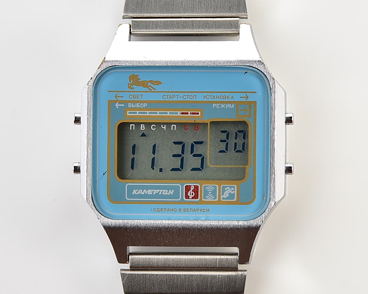 Excellent digital vintage wristwatch Electronika Camerton (Electronika-5) - with three melodies!