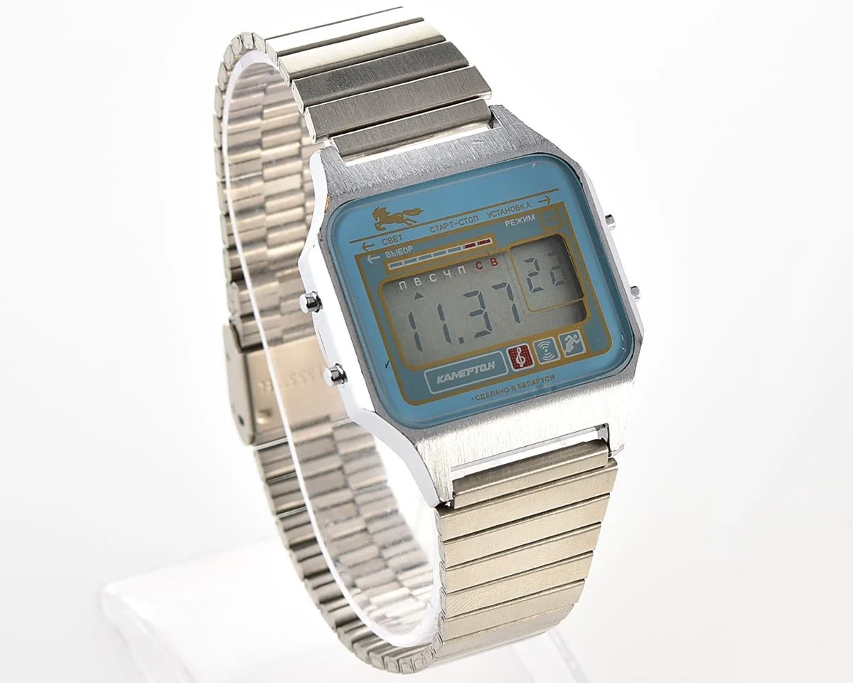 Excellent digital vintage wristwatch Electronika Camerton (Electronika-5) - with three melodies!