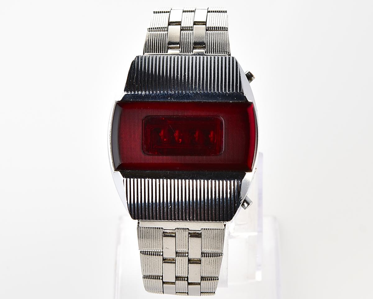 First RED LED Digital Vintage USSR Wrist Watch Electronika E-1 Pulsar with box and passport!