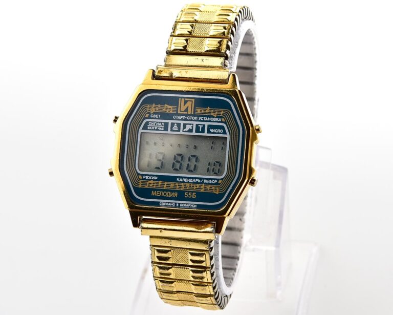 Digital vintage USSR wristwatch Electronika 55(Б)