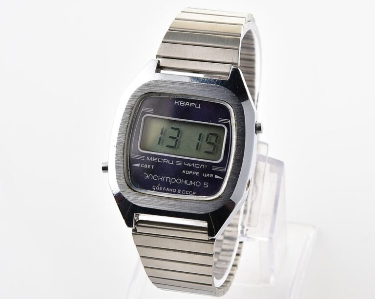 Vintage USSR digital watch Electronika 5