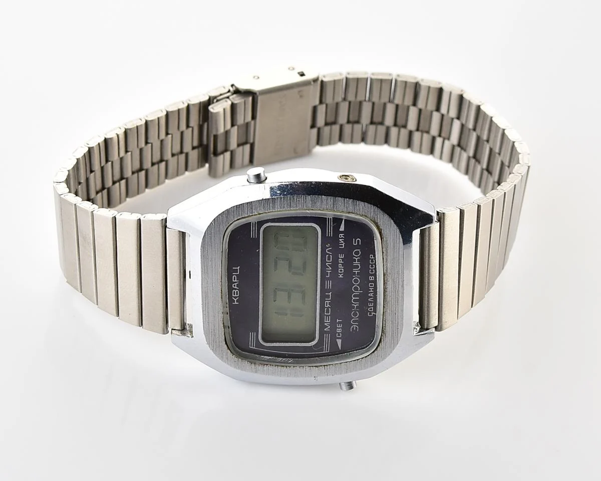 Vintage USSR digital watch Electronika 5
