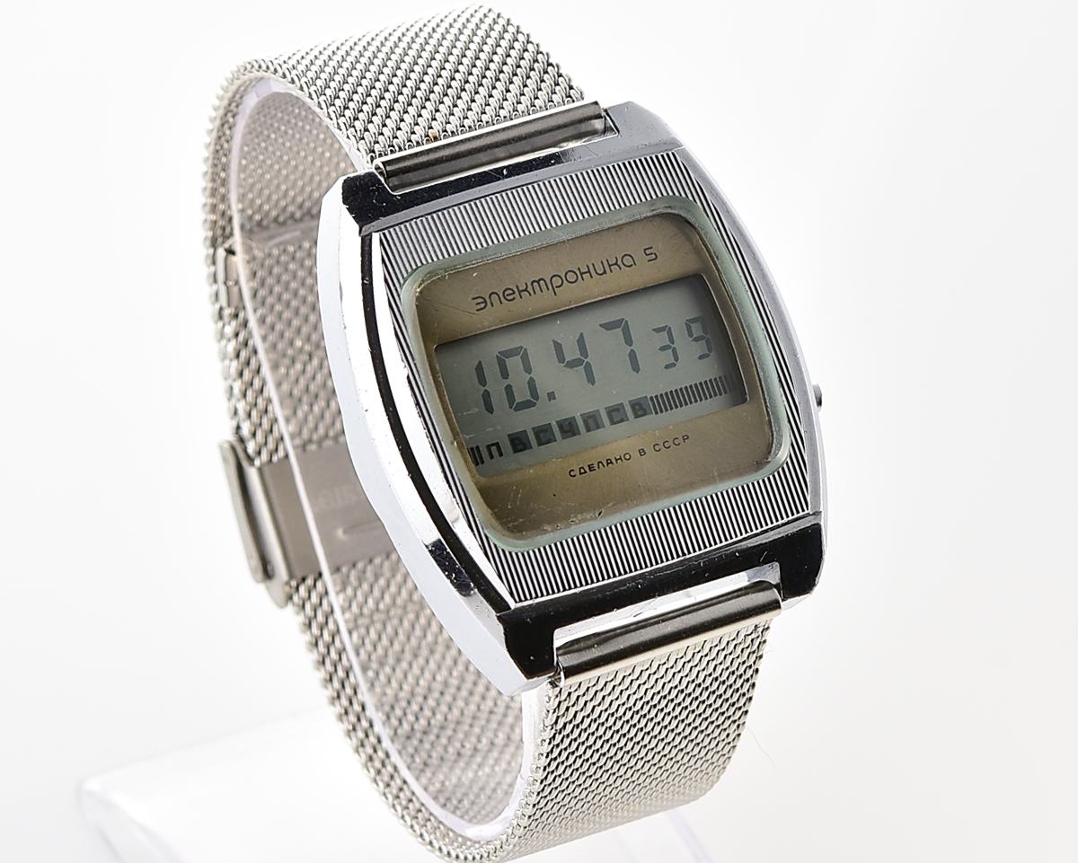 Large vintage USSR digital watch Electronika 5