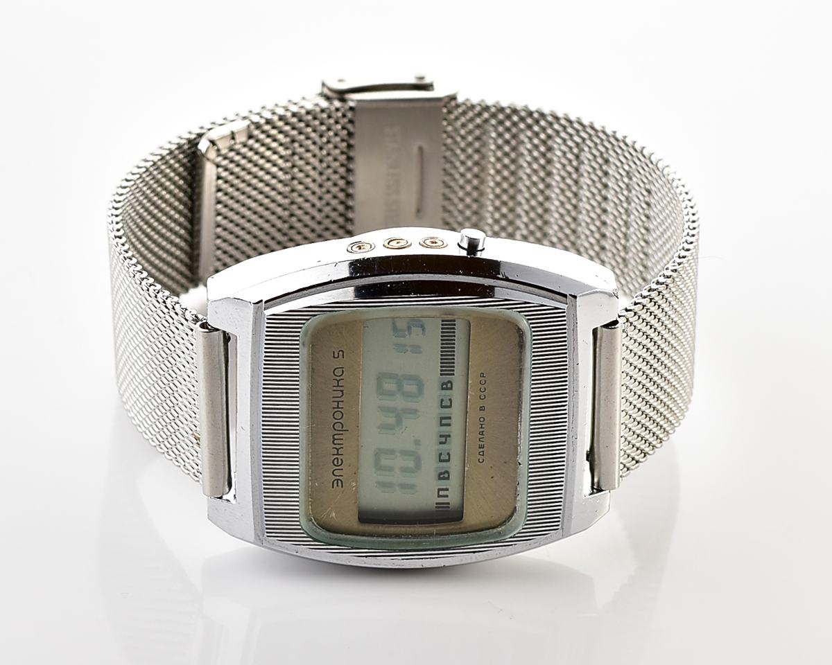 Large vintage USSR digital watch Electronika 5