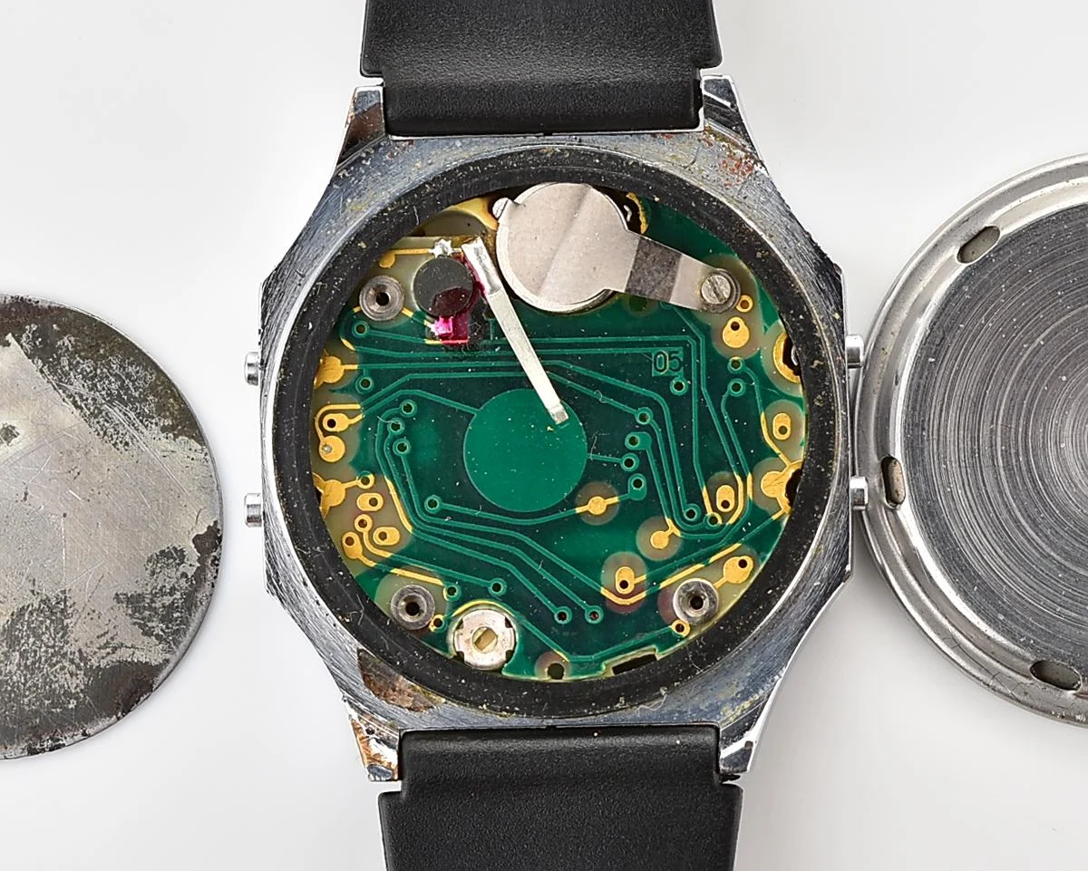 Digital vintage wristwatch Electronika-5 - with three melodies!