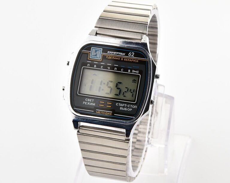 Vintage soviet Electronika Kamerton-62 digital wristwatch