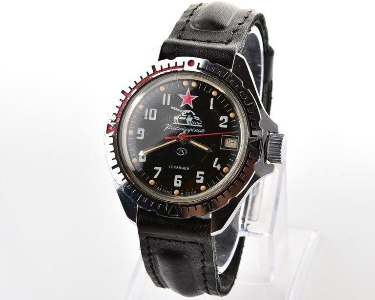 Vostok Komandirskie TANK mechanical wristwatch