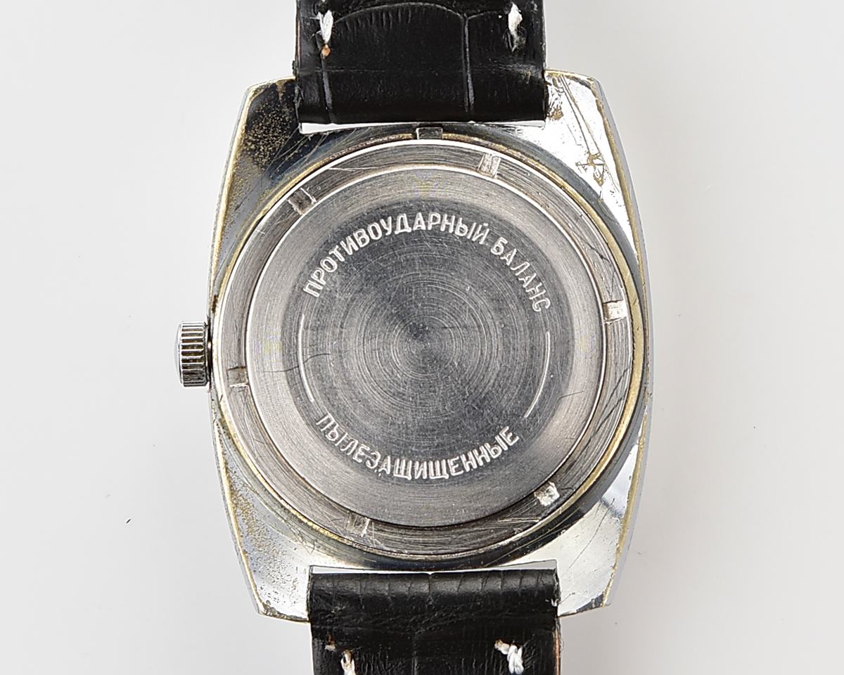 Soviet Vostok Komandirskie mechanical watch - Zakaz MO CCCP!