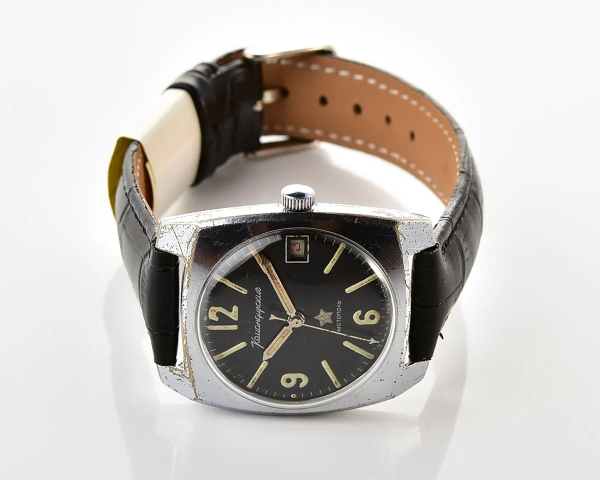 Soviet Vostok Komandirskie mechanical watch - Zakaz MO CCCP!