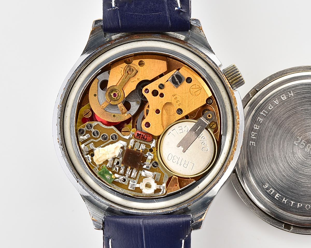 Rare soviet vintage watch LUCH with electro-mechanical hybrid 3055 movement