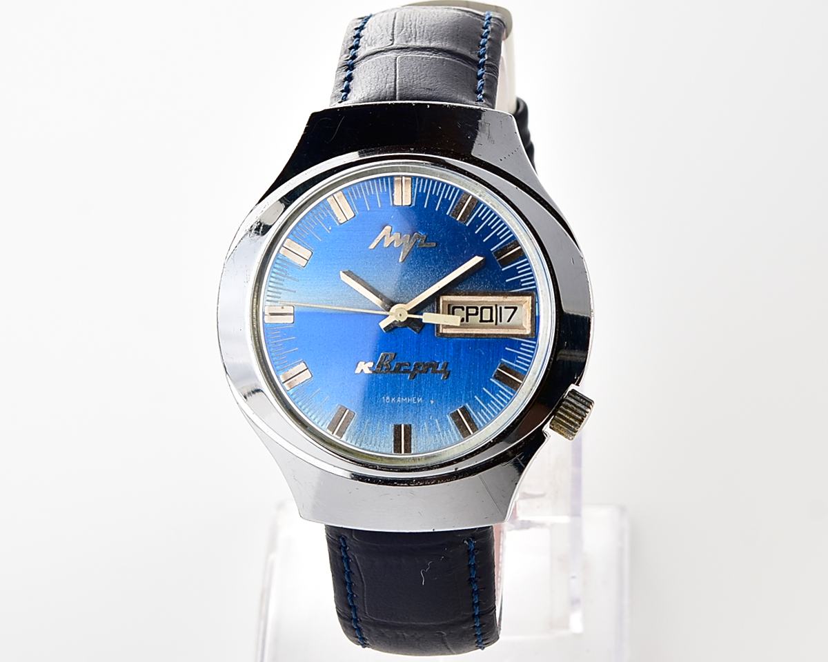 Rare soviet vintage watch LUCH with electro-mechanical hybrid 3055 movement
