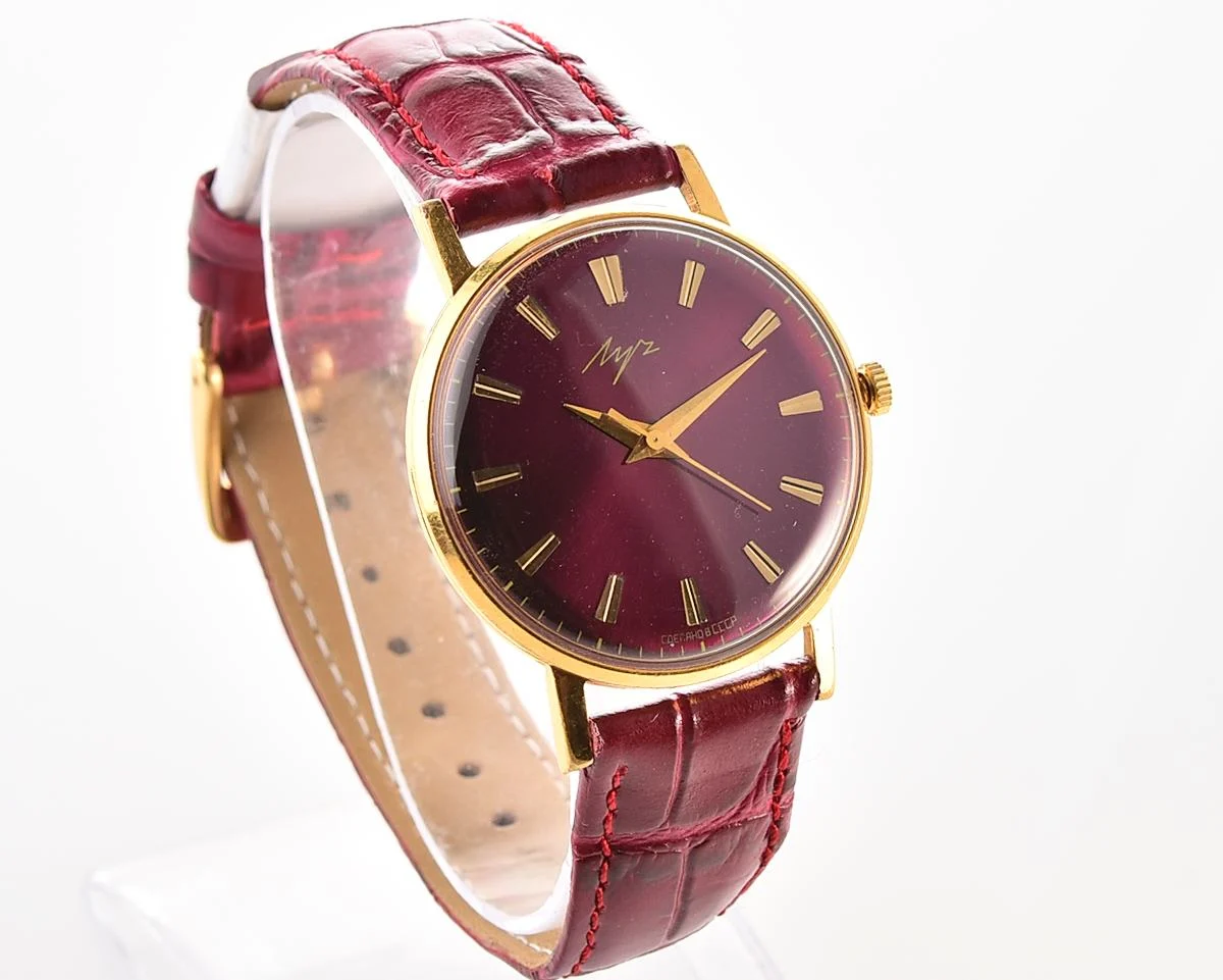Soviet gold-plated vintage mechanical watch Luch