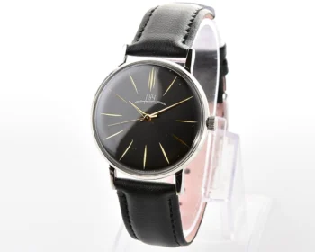 Excellent condition ultra thin Luch watch - Intelligentsia's dream!