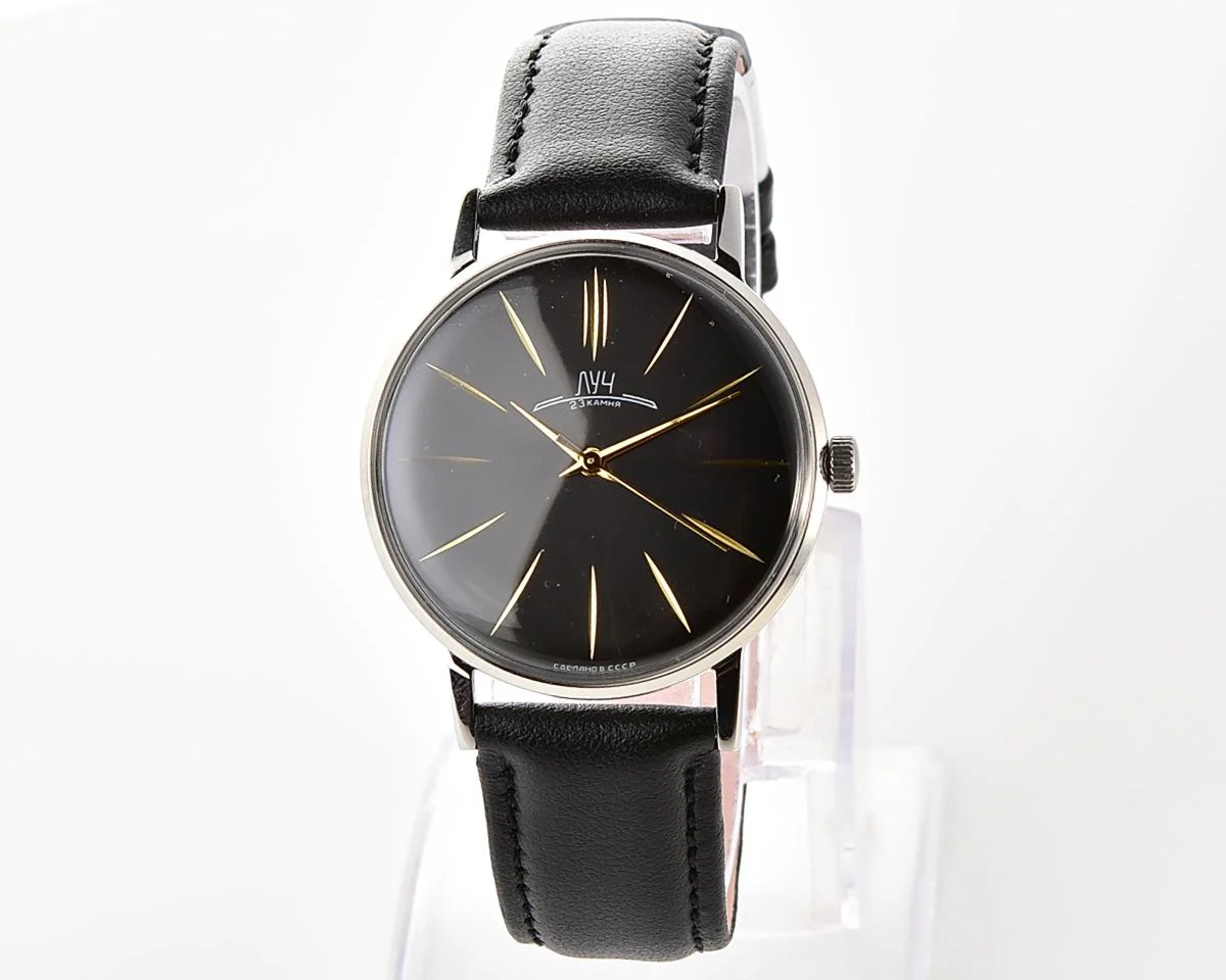Excellent condition ultra thin Luch watch - Intelligentsia's dream!