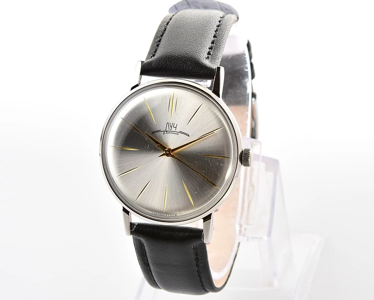 Excellent condition ultra thin Luch watch - Intelligentsia's dream!