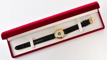 TIME CAPSULE: 🇺🇦Ukrainian made Poljot (Kleynod) watch for ladies - New Old Stock (NOS)!