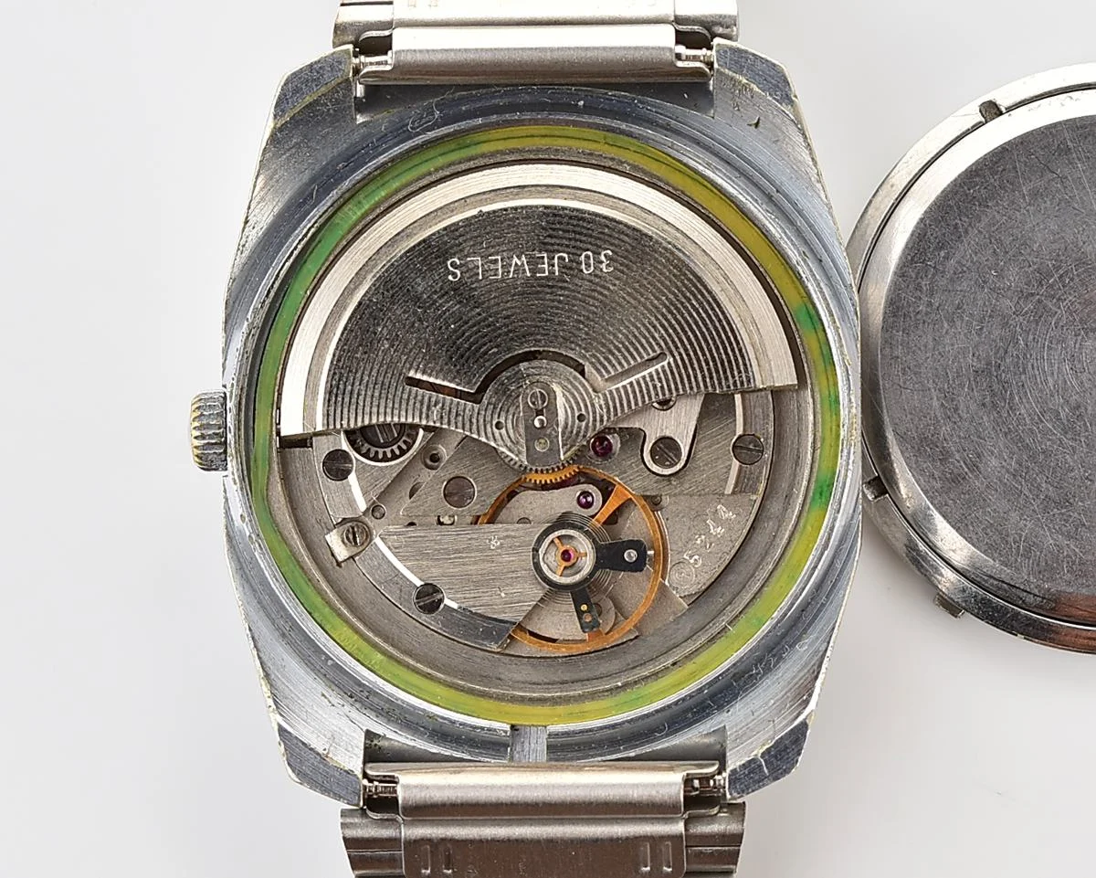 Soviet Poljot Soviet mechanical watch with automatic self-winding 30 jewels movement