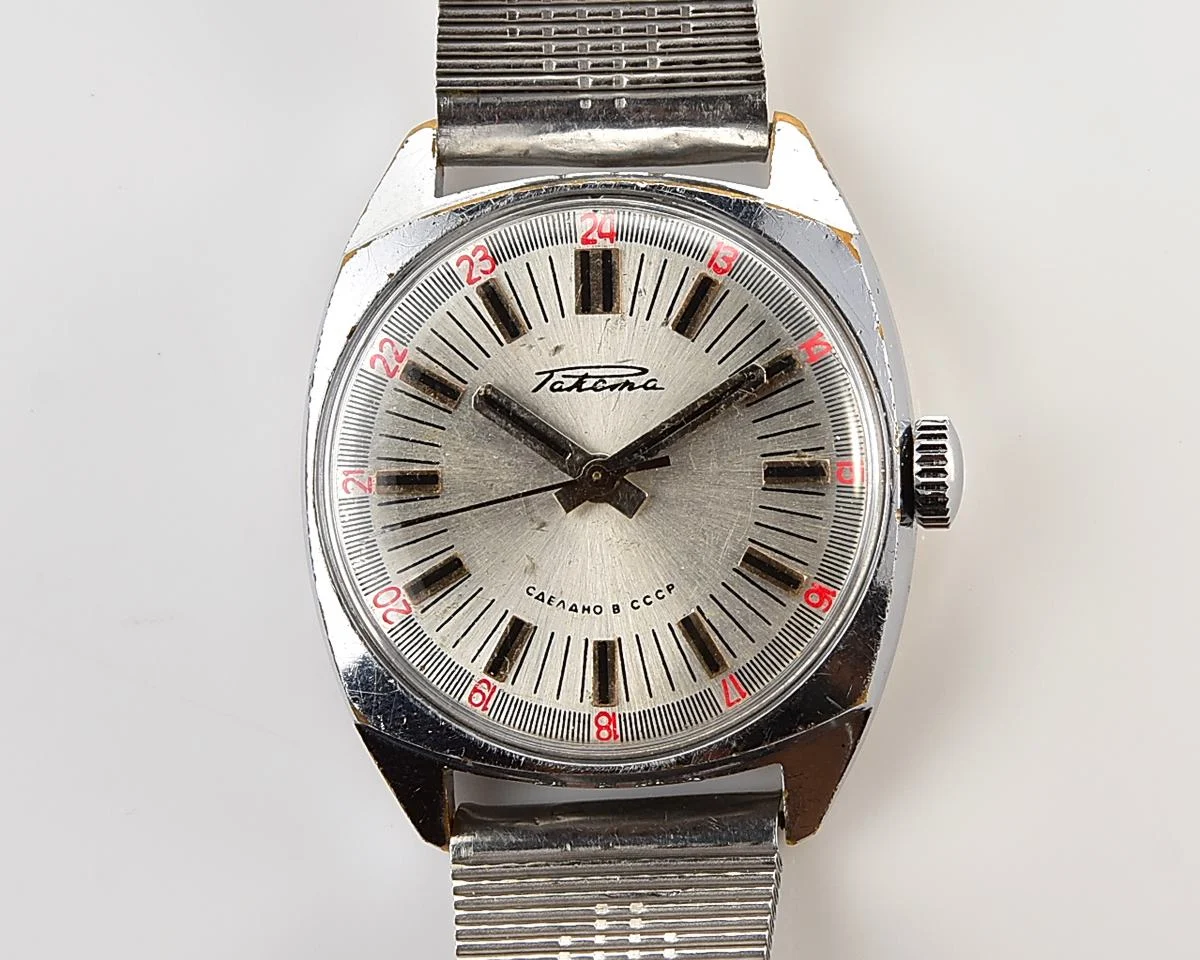 Soviet Raketa vintage mechanical watch with antimagnetic movement 2610!