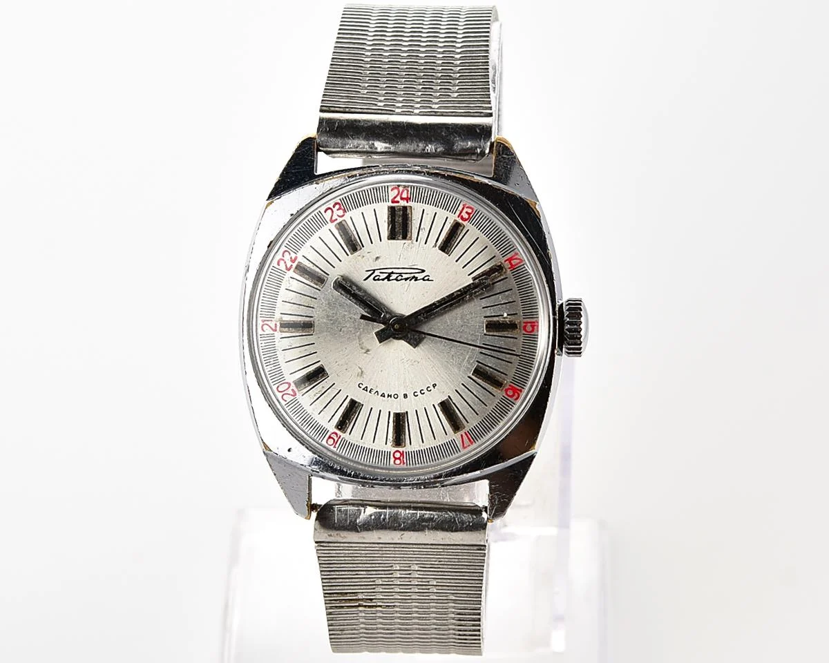 Soviet Raketa vintage mechanical watch with antimagnetic movement 2610!