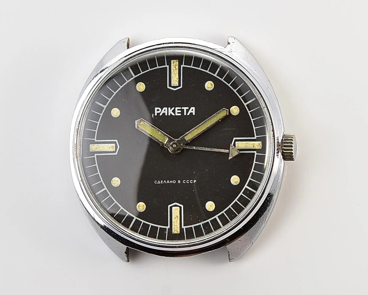 Soviet Raketa military style mechanical watch with nylon NATO strap!