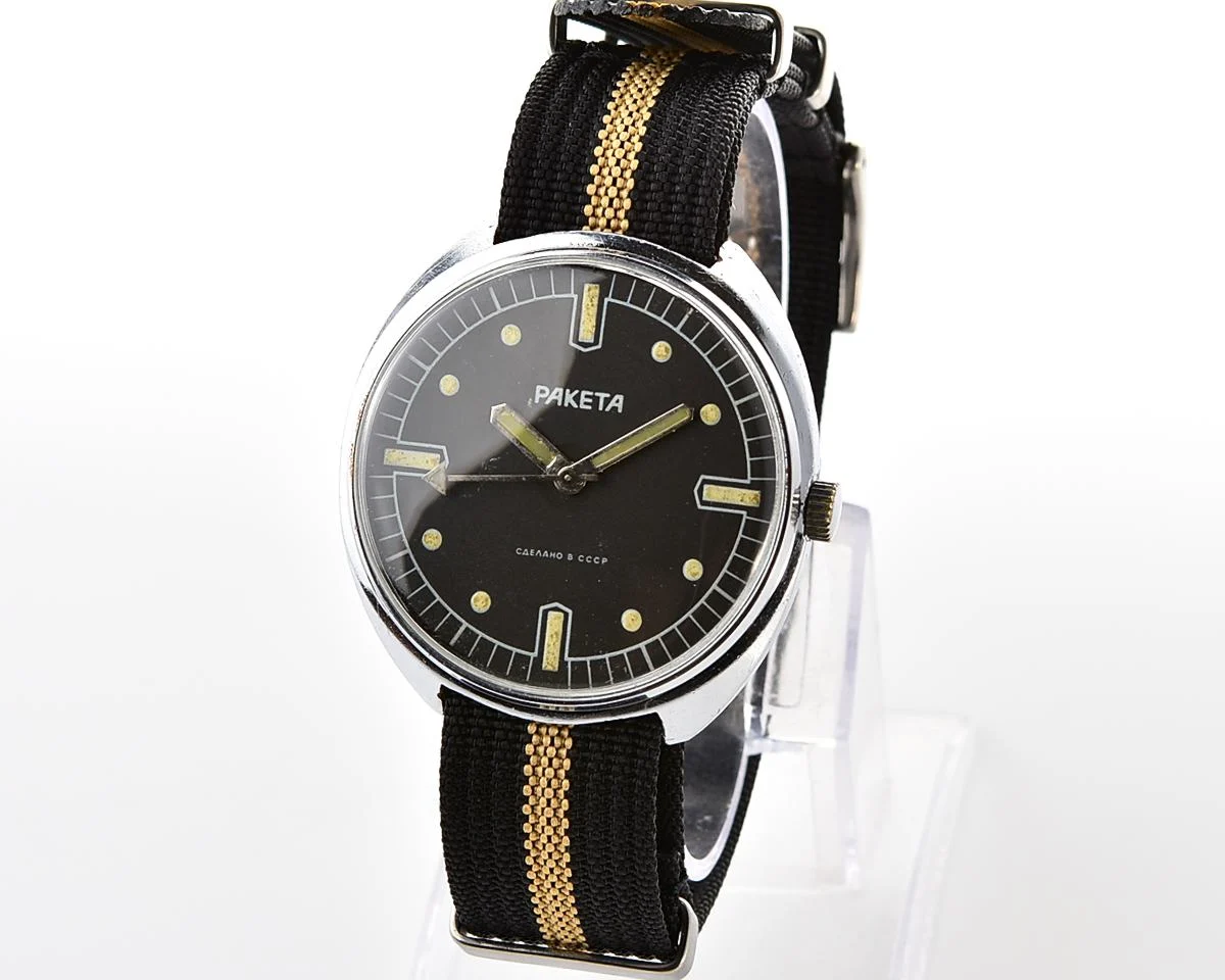 Soviet Raketa military style mechanical watch with nylon NATO strap!