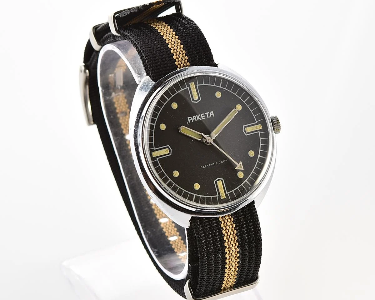 Soviet Raketa military style mechanical watch with nylon NATO strap!