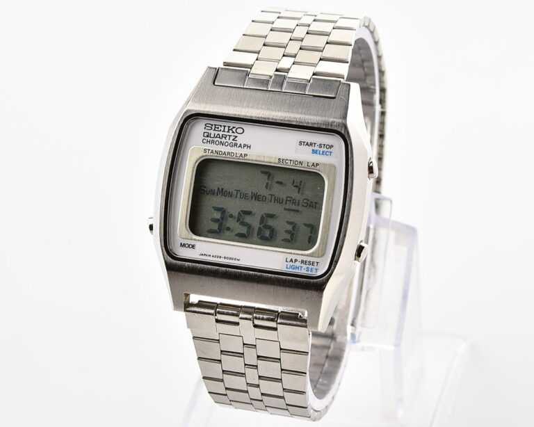 Vintage SEIKO Silverwave Electronic Chronograph wristwatch from October 1979!